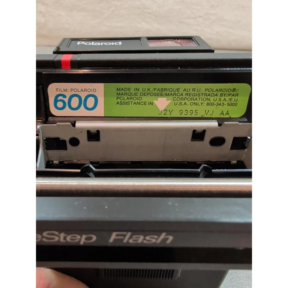 Polaroid OneStep Flash 600 Instant Film Camera Vintage 90s Black Made in UK